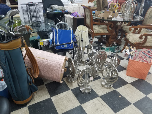 Thrift Store «Sun Rise Thrift Store», reviews and photos, 1880 S Havana St, Aurora, CO 80012, USA