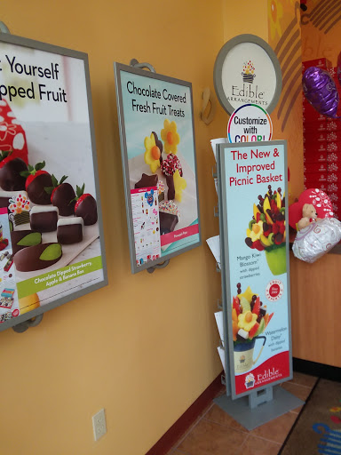 Gift Shop «Edible Arrangements», reviews and photos, 204 Main St, New Britain, CT 06051, USA