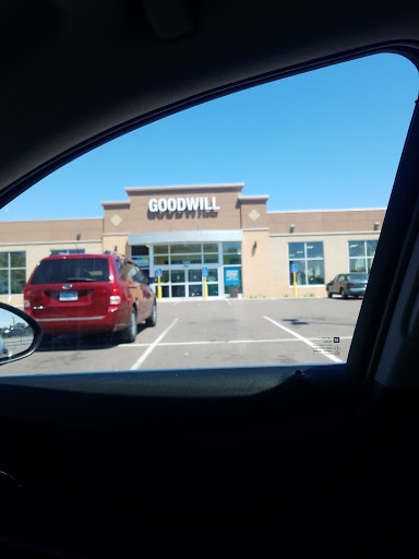 Thrift Store «Goodwill - Arden Hills», reviews and photos, 1103 County Rd E, Arden Hills, MN 55112, USA