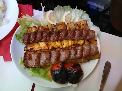 Colbeh à Paris