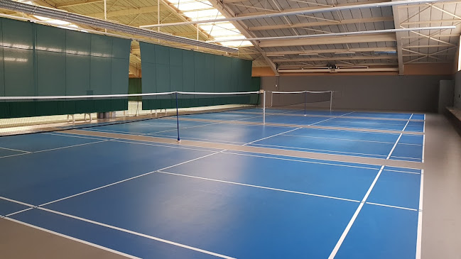 Rezensionen über Tennishalle Bülach in Bülach - Sportstätte