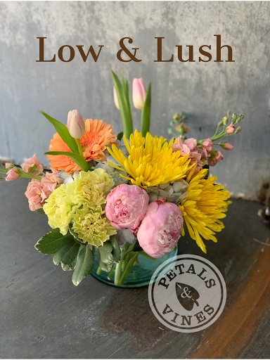 Florist «Petals & Vines», reviews and photos, 410 Main St E, Monmouth, OR 97361, USA