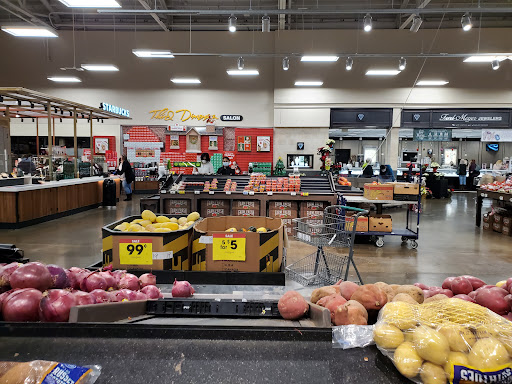 Grocery Store «Fred Meyer», reviews and photos, 801 Auburn Way N, Auburn, WA 98002, USA