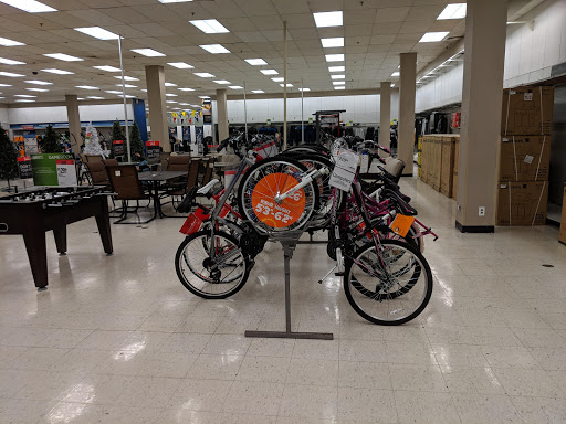 Department Store «Sears», reviews and photos, 50 Mall Dr W, Jersey City, NJ 07310, USA