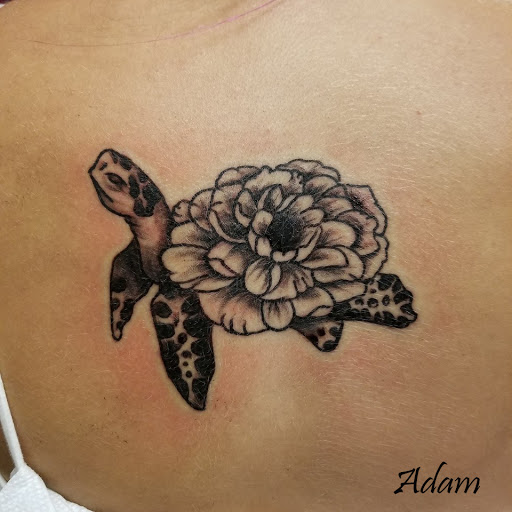 Explore infinity heart tattoo ideas, creative tattoo ideas in Santa Clara, available at Vamp Body Art piercings and tattoo studio