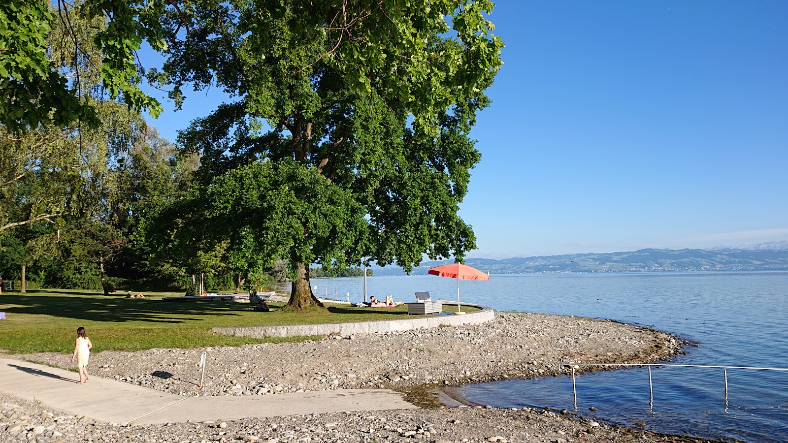 Foto de Strandbad Eriskirch área de resort de praia