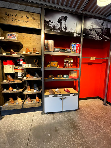 Shoe Store «Red Wing», reviews and photos, 11614 N Dale Mabry Hwy, Tampa, FL 33618, USA