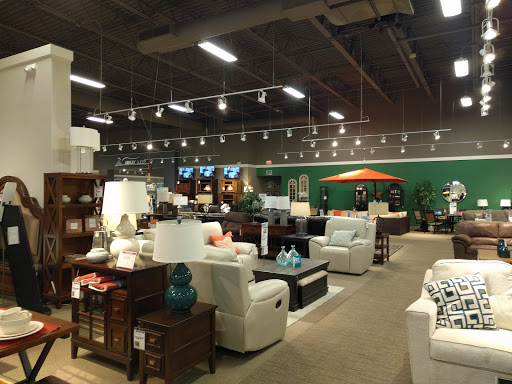 Furniture Store «Ashley HomeStore», reviews and photos, 4771 S 27th St, Greenfield, WI 53220, USA