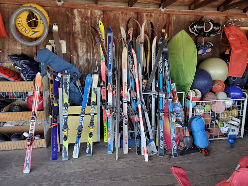 Thrift Store «St. Vincent de Paul Thrift Store», reviews and photos, 4009 S 56th St, Tacoma, WA 98409, USA