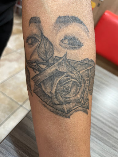 Tattoo and Piercing Shop «Skin Deep», reviews and photos, 2503 N 2nd St, Philadelphia, PA 19133, USA