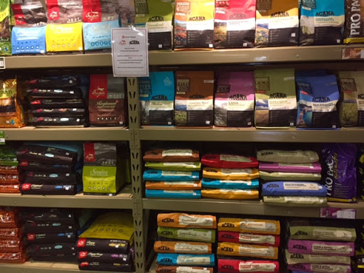 Pet Supply Store «Pets Naturally», reviews and photos, 1420 W South Airport Rd, Traverse City, MI 49686, USA