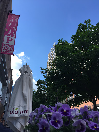 Coffee Shop «Intelligentsia Coffee Old Town Coffeebar», reviews and photos, 1233 N Wells St, Chicago, IL 60610, USA