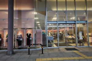 Fashion Center Shimamura Nishikimachi image
