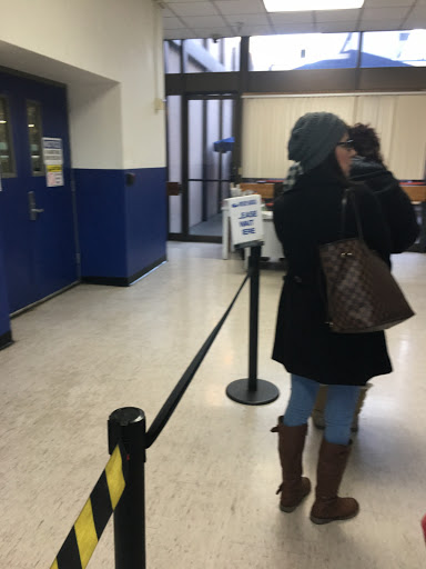 Post Office «United States Postal Service», reviews and photos, 15701 Sherman Way, Van Nuys, CA 91406, USA
