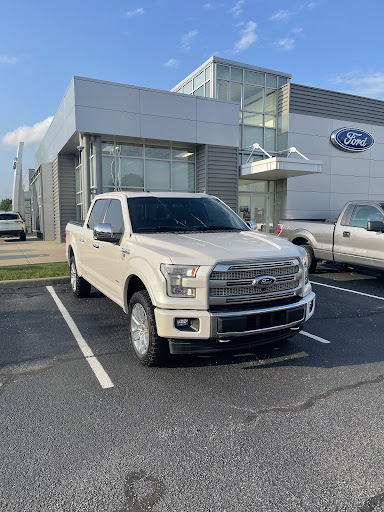 Car Dealer «Bill Estes Ford», reviews and photos, 450 N Northfield Dr, Brownsburg, IN 46112, USA