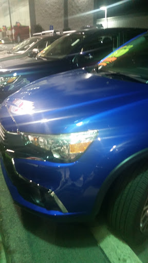 Mitsubishi Dealer «Universal Auto Group dba Glendale Mitsubishi», reviews and photos, 1235 S Brand Blvd, Glendale, CA 91204, USA