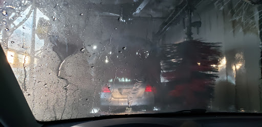 Car Wash «La Brea 5-minute Express Car Wash», reviews and photos, 868 South La Brea Ave, Inglewood, CA 90301, USA