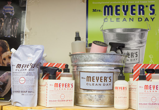 Vitamin & Supplements Store «Spring Valley Herbs & Natural Foods», reviews and photos, 1738 S Glenstone Ave, Springfield, MO 65804, USA