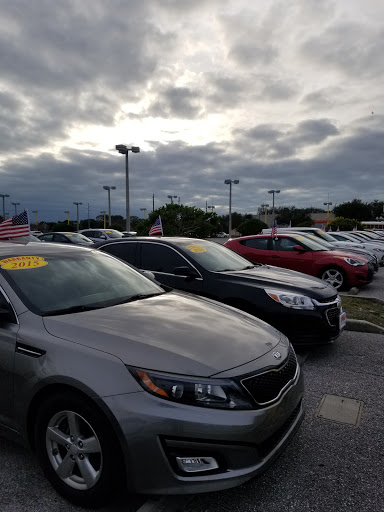 Used Car Dealer «American Car Center», reviews and photos, 8350 Park Blvd N, Seminole, FL 33777, USA