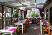 Atmosphère du Restaurant Le Cabanon à Figanières - n°18