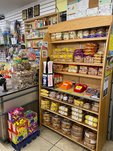 Grocery Store «Fiesta Tropical Market», reviews and photos, 547 E Bridgers Ave, Auburndale, FL 33823, USA