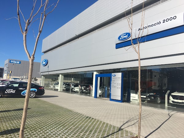 Imagen de Concesionario y Taller Ford - Donnay Automoció 2000 (2 de 9)
