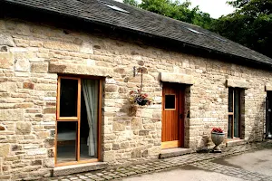 Magpie Cottages image