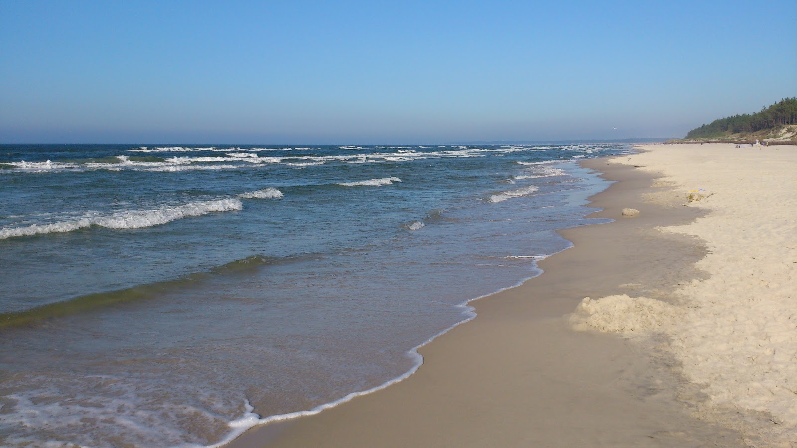 Fotografija Plaza naturystyczna Grzybowo z svetel fin pesek površino