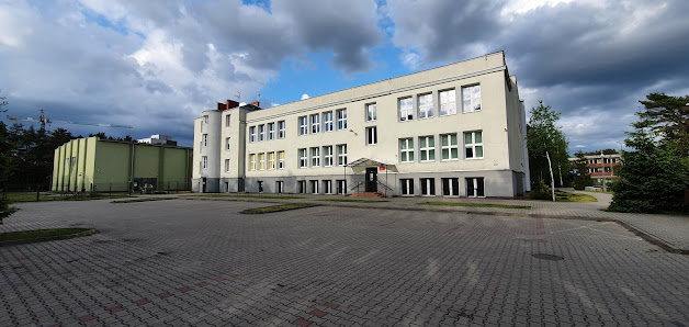 Szkoła Podstawowa nr 76 im. 13 Dywizji Piechoty Strzelców Kresowych Poezji 5, 04-994 Warszawa, Polska