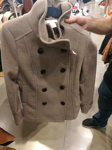 Stores to buy men's trench coats Austin
