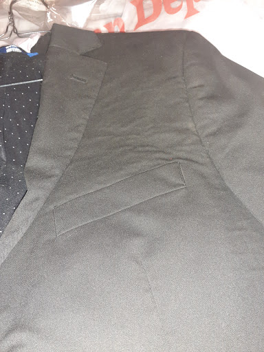 Dry Cleaner «Dryclean Depot Franchises LLC», reviews and photos, 24408 Van Dyke, Center Line, MI 48015, USA