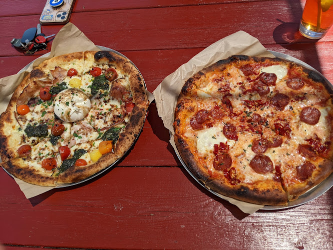 #5 best pizza place in Louisville - Lucky Pie Pizza & Taphouse