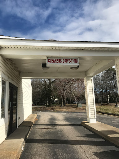 Dry Cleaner «Willow Oaks Cleaners», reviews and photos, 229 Fox Hill Rd, Hampton, VA 23669, USA