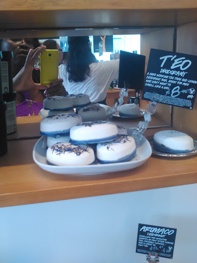 Cosmetics Store «LUSH», reviews and photos, 4813 River City Dr, Jacksonville, FL 32246, USA