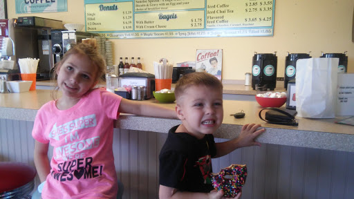 Donut Shop «Jupiter Donut Factory», reviews and photos, 141 Center St, Jupiter, FL 33458, USA