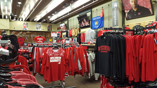 Clothing Store «University Book Store: Hilldale», reviews and photos, 702 N Midvale Blvd, Madison, WI 53705, USA