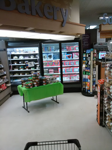 Grocery Store «Stop & Shop», reviews and photos, 67 Newtown Ln, East Hampton, NY 11937, USA