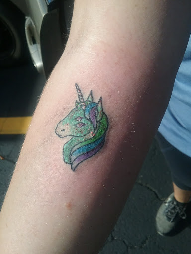 Tattoo Shop «Touch of Ink Tattoo», reviews and photos, 415 E Alfred St suite A, Tavares, FL 32778, USA