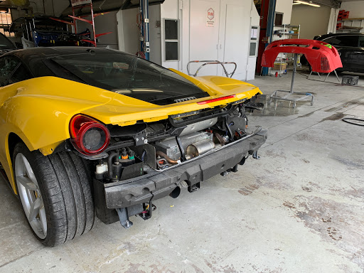 Auto Body Shop «E&M Auto Body Shop», reviews and photos, 3120 River Rd, River Grove, IL 60171, USA