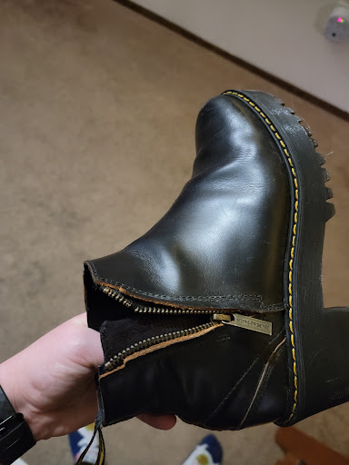 Clothing Store «The Dr. Martens Store», reviews and photos, 1527 4th Ave, Seattle, WA 98101, USA