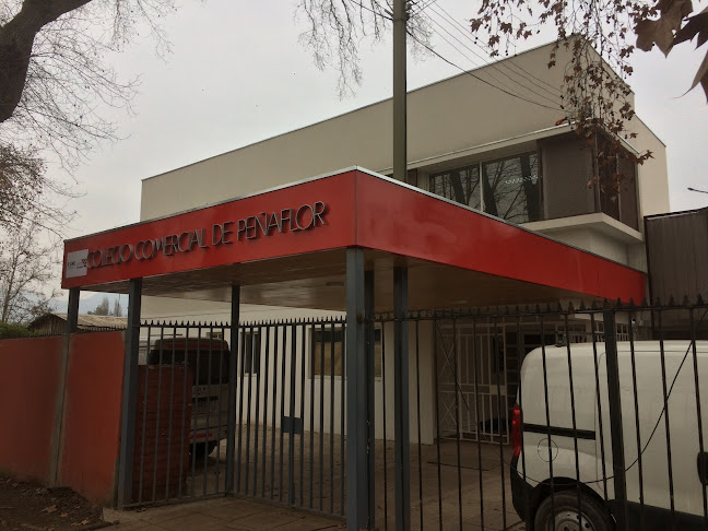 Opiniones de Colegio Comercial de Peñaflor en El Monte - Escuela