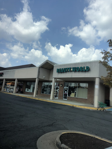 Dollar Store «Dollar Tree», reviews and photos, 672 Elden St, Herndon, VA 20170, USA