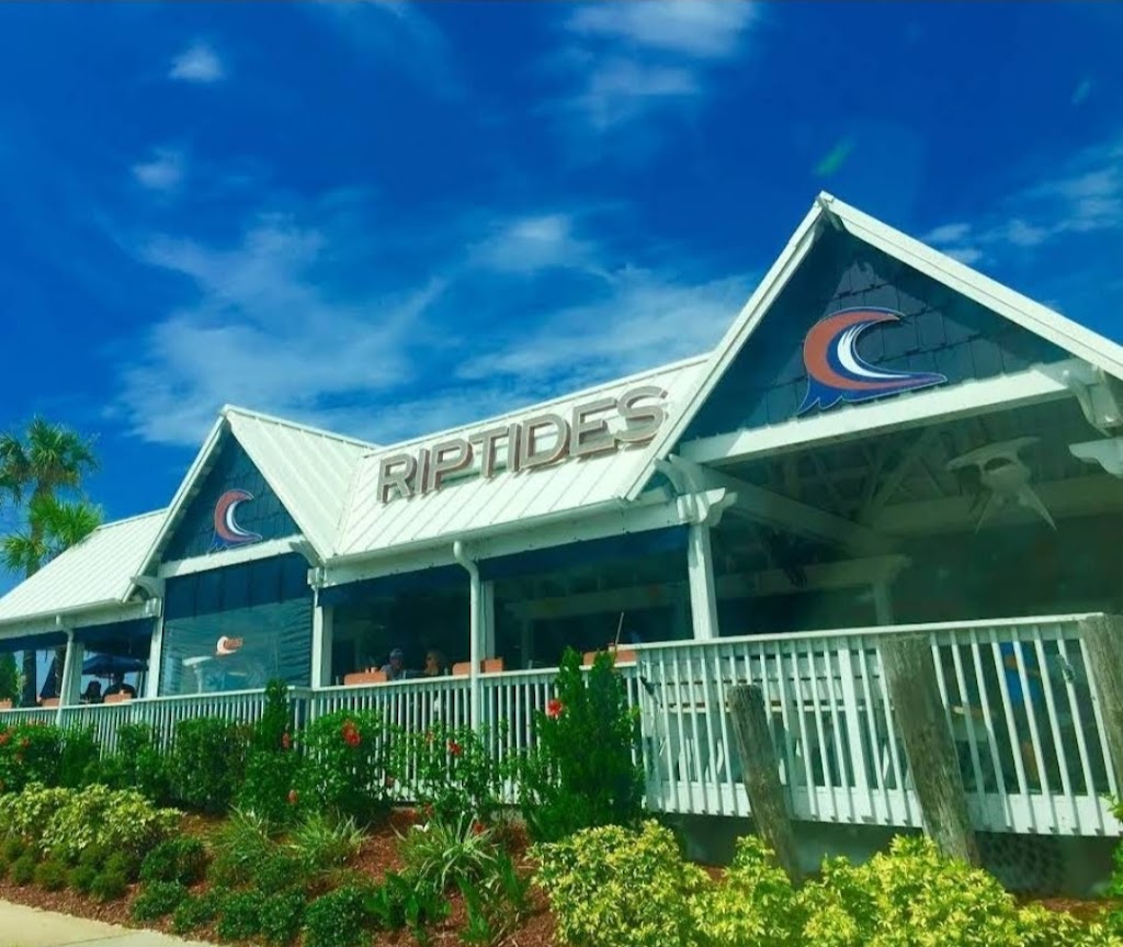Riptides Raw Bar and Grill 32176