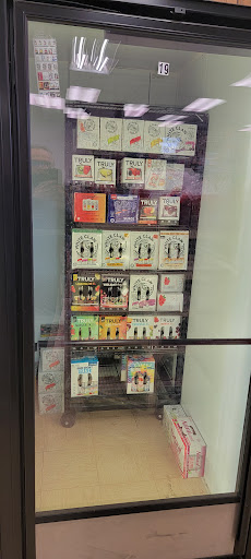 Convenience Store «Convenient Food Mart», reviews and photos, 27112 Detroit Ave, Cleveland, OH 44145, USA