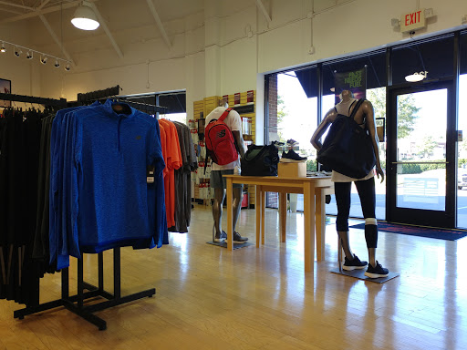 Shoe Store «New Balance Nashville @ Cool Springs», reviews and photos, 420 Cool Springs Blvd # 130, Franklin, TN 37067, USA