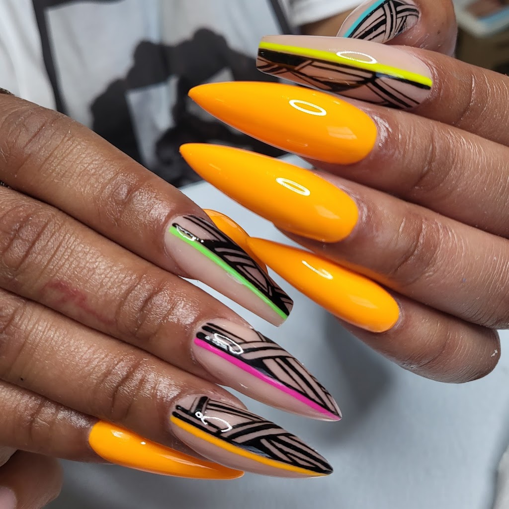 Renee Moore beauty bar 29418