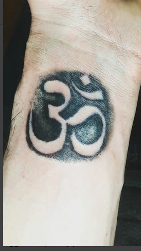 Tattoo Shop «SouthSide Tattoo Elyria», reviews and photos, 401 Broad St, Elyria, OH 44035, USA