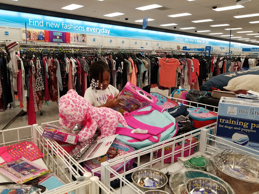 Clothing Store «Ross Dress for Less», reviews and photos, 7612 Denton Hwy, Watauga, TX 76148, USA