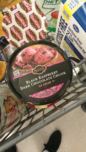 Grocery Store «Kroger», reviews and photos, 350 E Broad St, Pataskala, OH 43062, USA