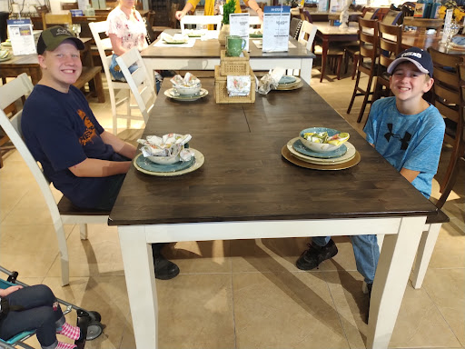 Furniture Store «Gardner-White Furniture», reviews and photos, 7680 Telegraph Rd, Taylor, MI 48180, USA